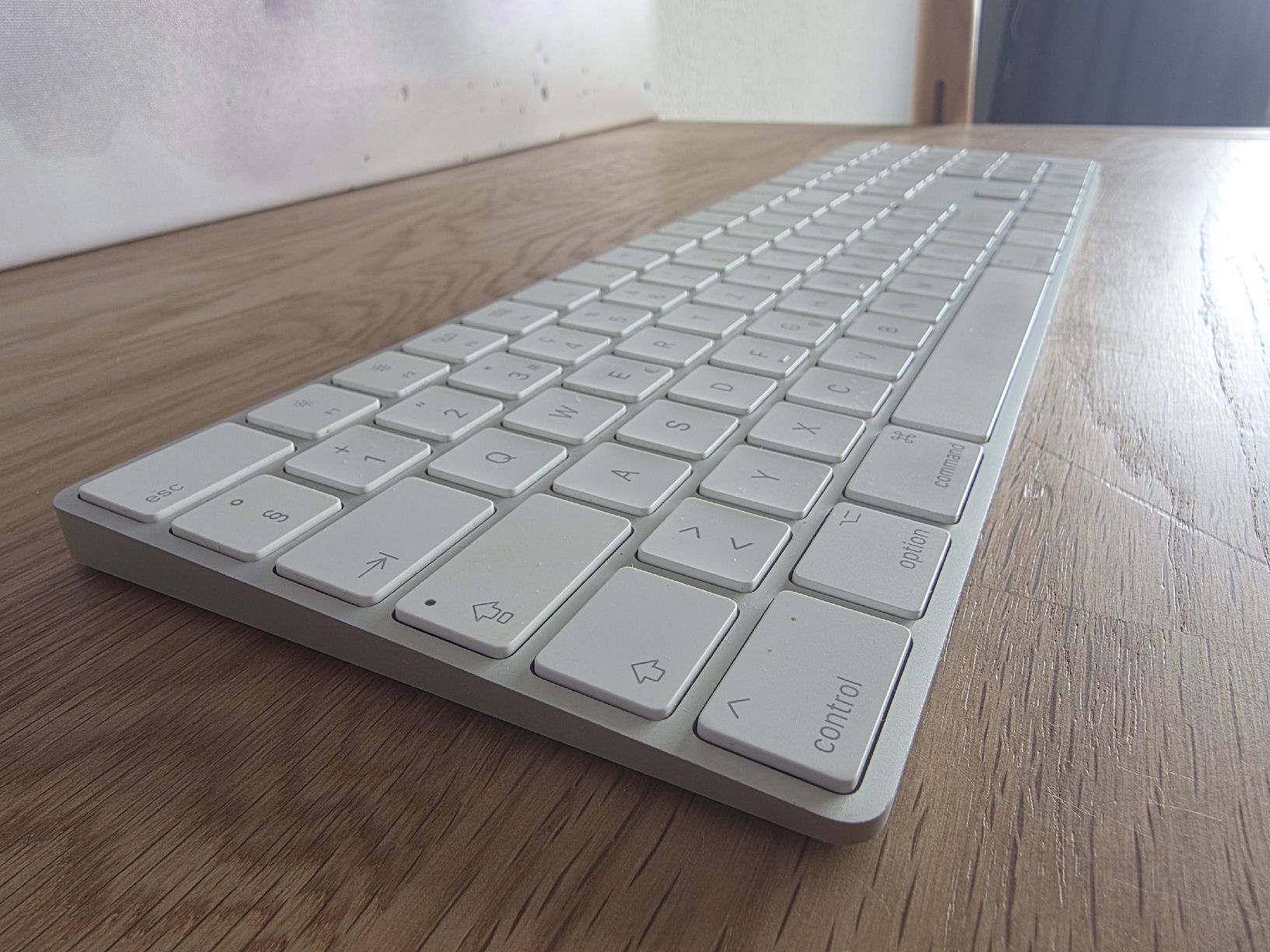 Apple Claviers: Apple Magic Keyboard Gen 2. Gross – D'occasion à Biberist par Volo28 1