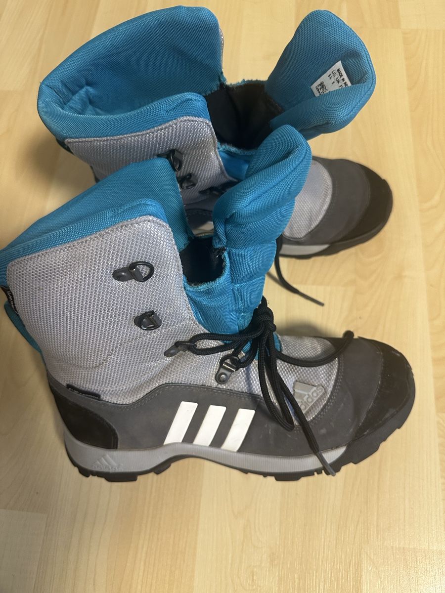 Herrenschuhe: Adidas winter boots grey blue size 38 used – Neu (gemäss Beschreibung) aus Elgg von gha_c8dx