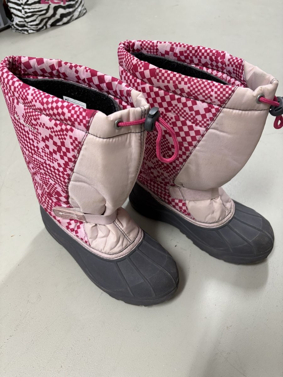 Columbia Scarpe per ragazze: Winterstiefel Columbia – Usato da Leibstadt venduto da Dany603