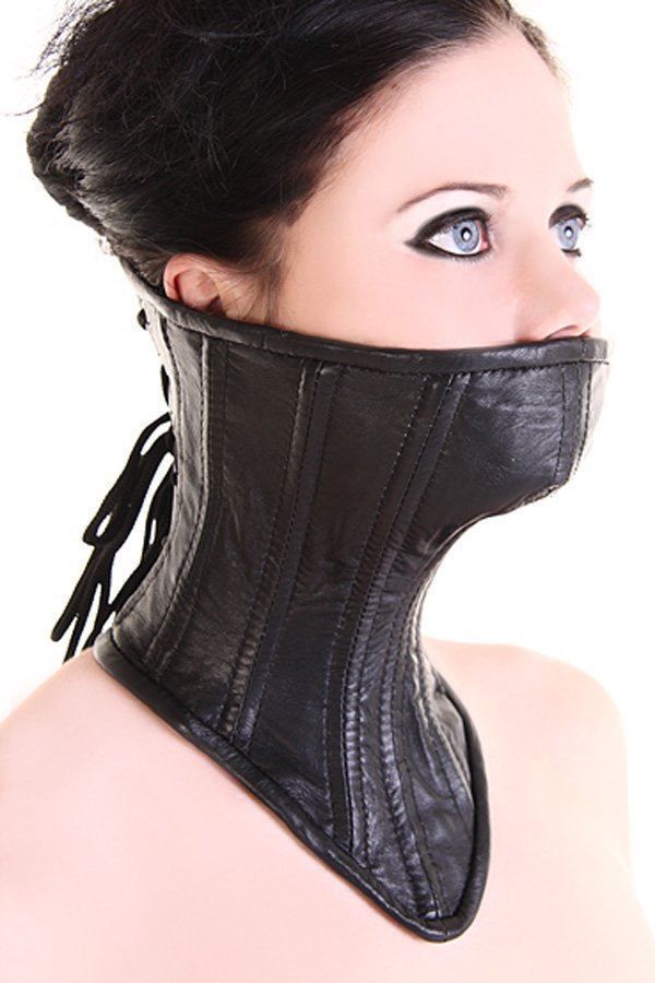 Costumi: Halskorsett aus echtem Lammleder – Nuovo e nell'imballaggio originale da Beinwil am See venduto da yourfetishworld