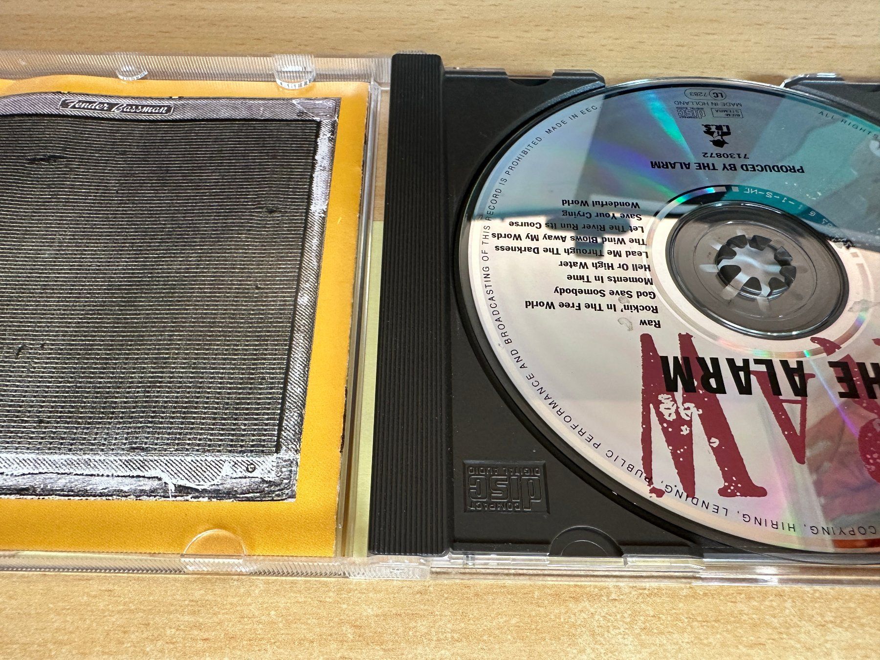 CD: The Alarm – Raw – Usato da Rikon im Tösstal venduto da Alpenmutz 2