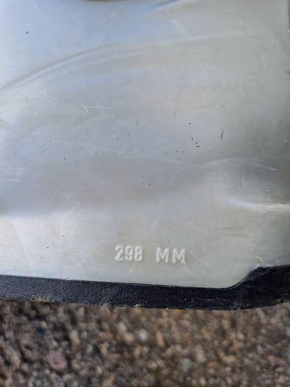 Scarpe da donna: Chaussures de ski femme taille 39 – Usato da Les Bioux venduto da Alain_rochat 1