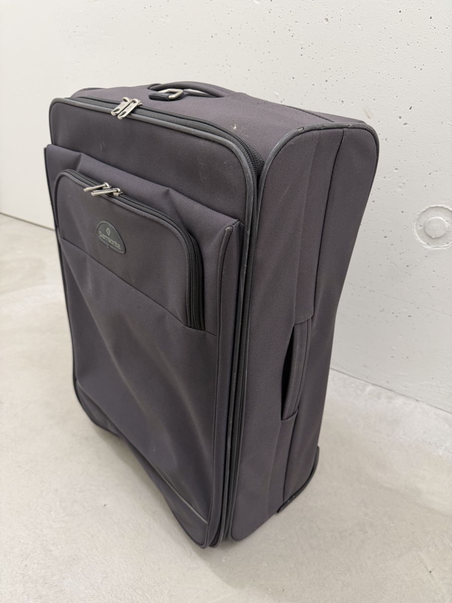 Samsonite Valigie: Samsonite Check-In Koffer Masse 61x23x43 – Usato da Uznach venduto da Player6 2
