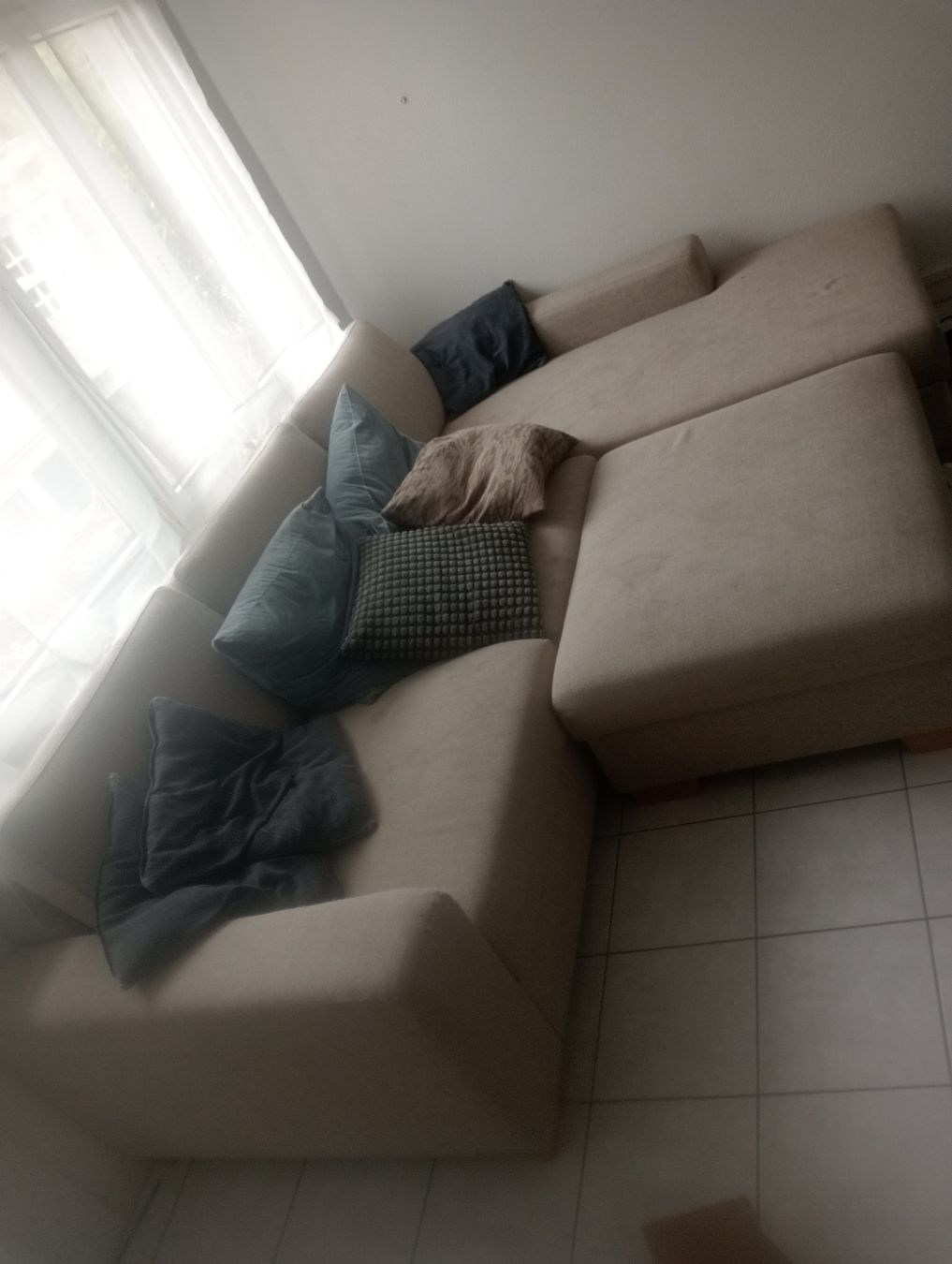 Sofas: canapé beige – Gebraucht aus Biel/Bienne von ri-k2503