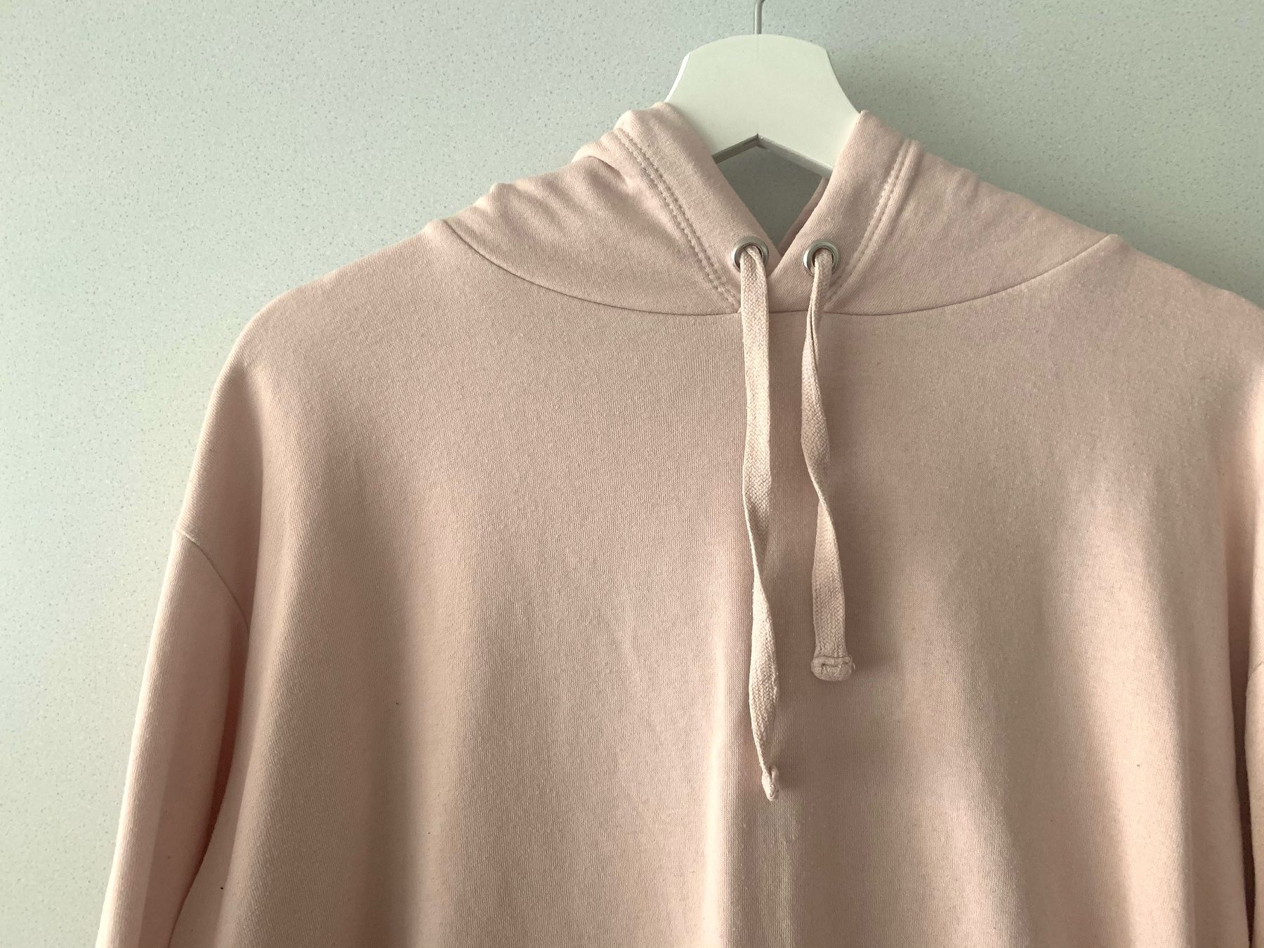 Maglioni & Felpe: Hoodie / Kapuzenpullover – Usato da Luzern venduto da Leaaa 1