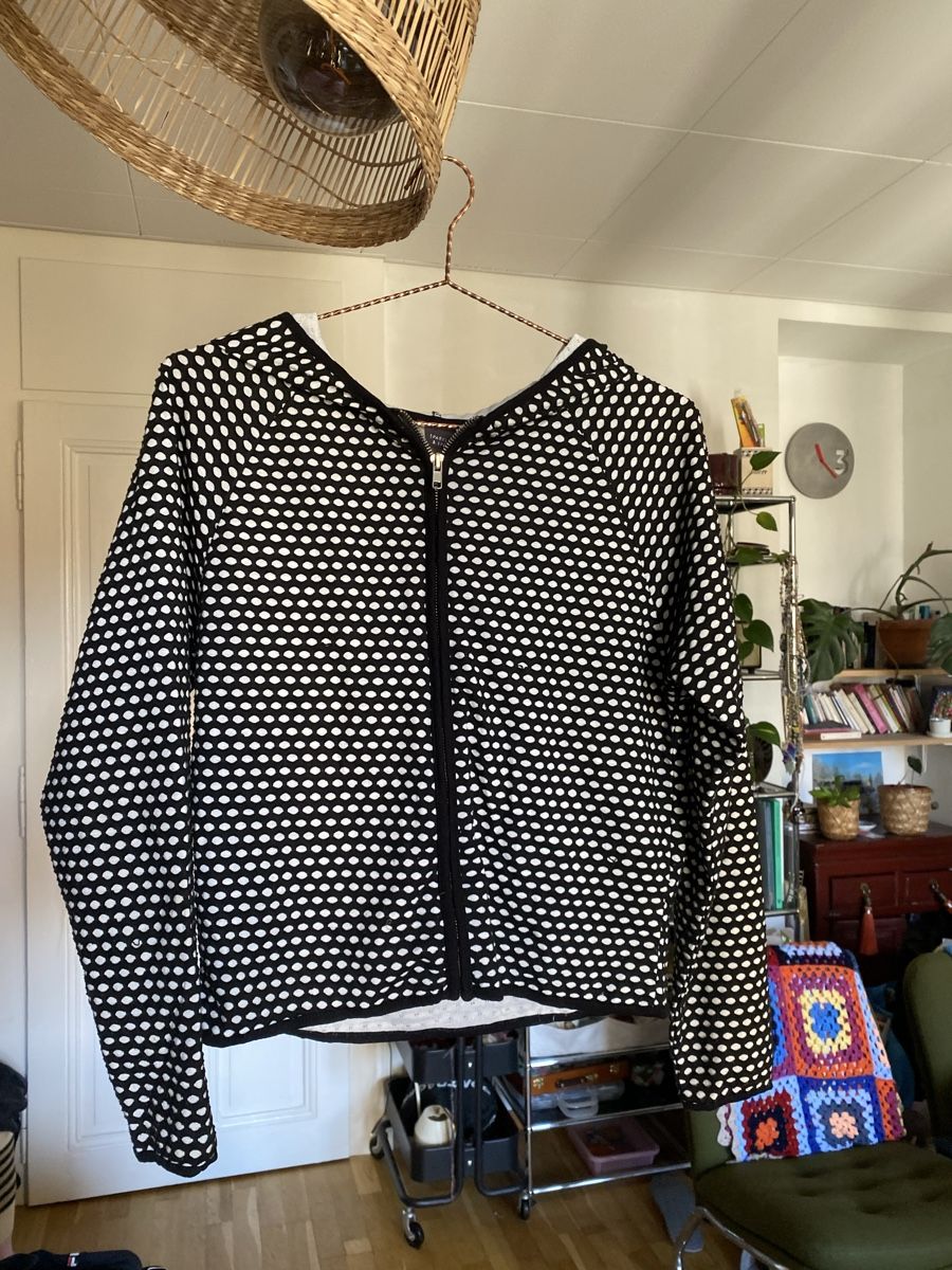 Giacche: Veste à capuche Sparkle&Fade – Usato da Lausanne venduto da els_wlr2
