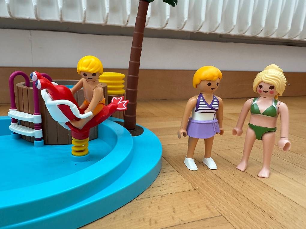 Giocattoli: PLAYMOBIL SWIMMINGPOOL – Usato da Adliswil venduto da NMHollenstein 2