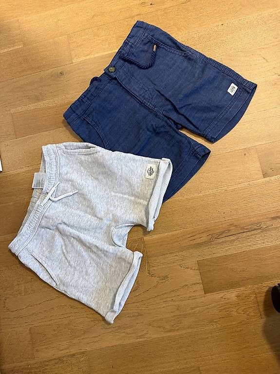 Lotti & Set di vestiti: Kleiderpaket Jungs Grösse 104 – Usato da Altendorf venduto da SabrinaC93 1