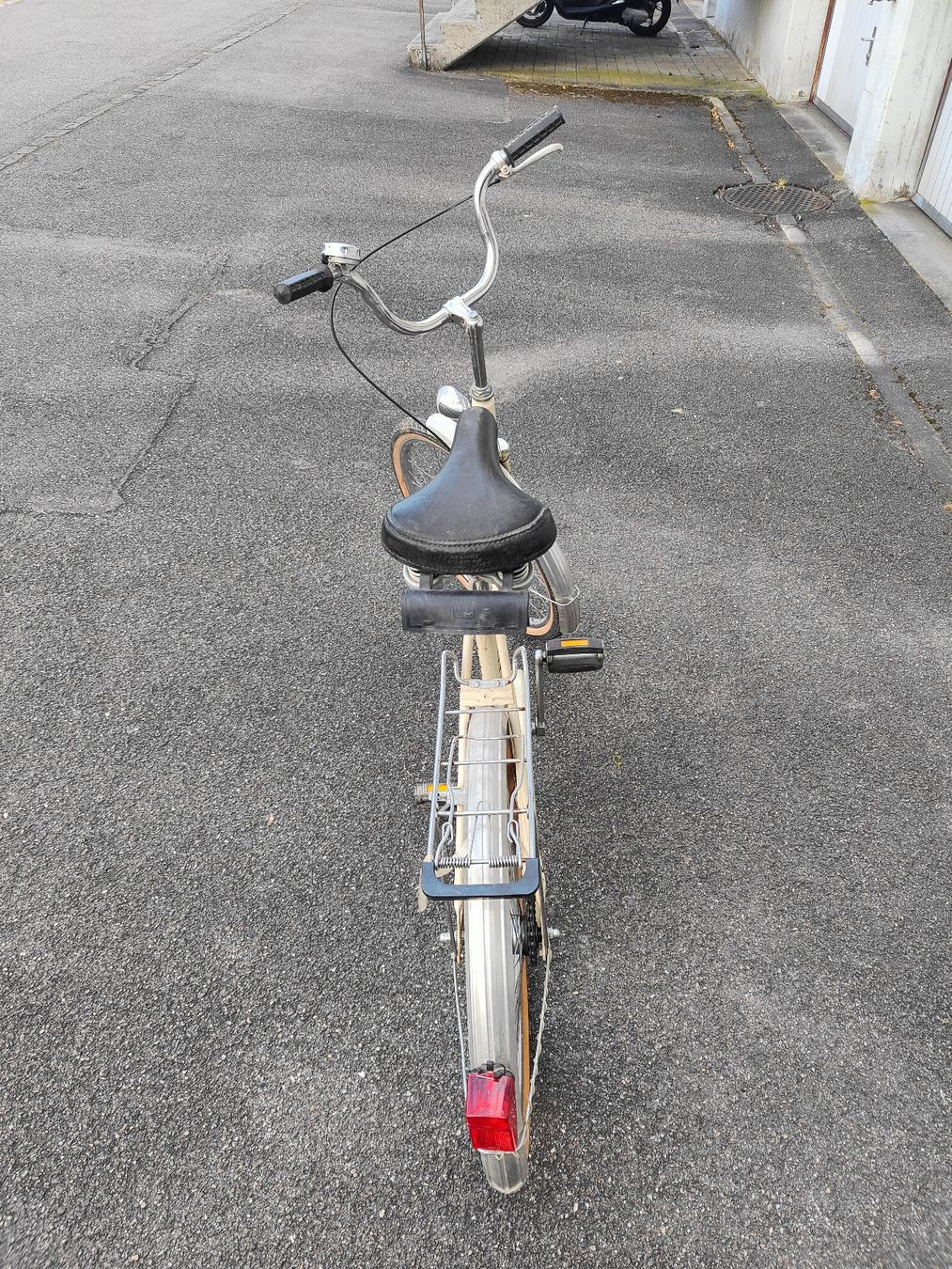 Velos: Antik Klappvelo, 24 Zoll DDR Fahrrad, eingang. – Gebraucht aus Studen BE von Paplo 3