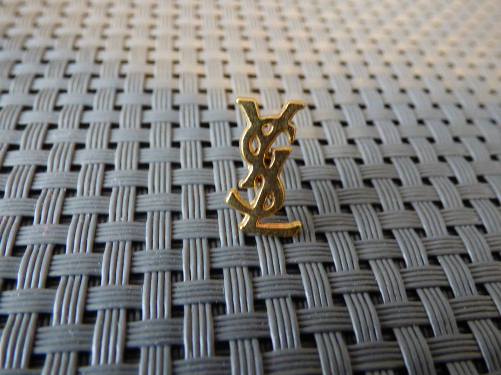 Pin von YSL Modemarke Yves Saint Laurent | Kaufen auf Ricardo