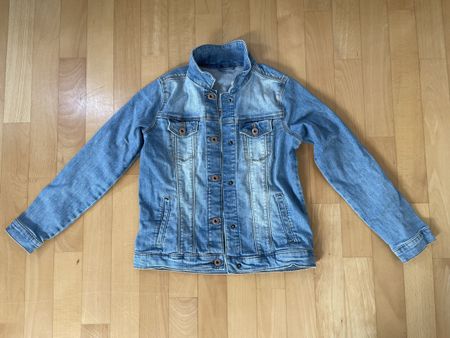 Jeansjacke Vertbaudet hellblau Grösse 140 guter Zustand