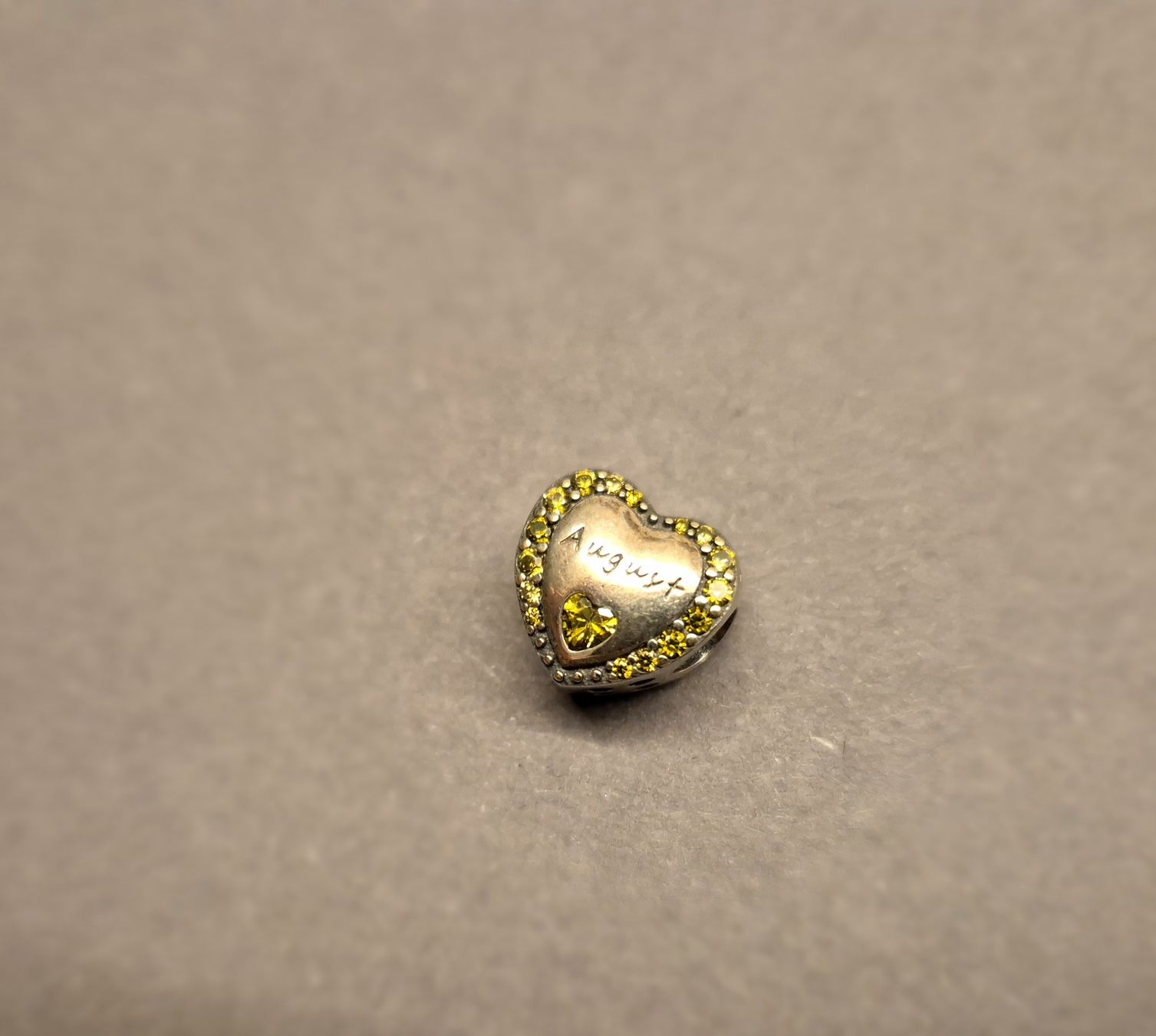 Ciondoli: Silber Charm Herz August + Garantie – Nuovo (secondo la descrizione) da Rotkreuz venduto da Carbone_Bijou-Shop