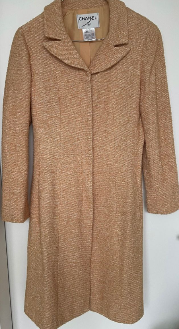 Chanel Cappotti: Chanel Tweed Mantel – Usato da Zürich venduto da HBe 1