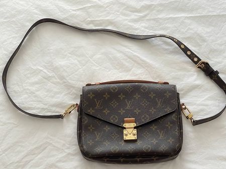 Louis Vuitton Pochette Metis selten getragen