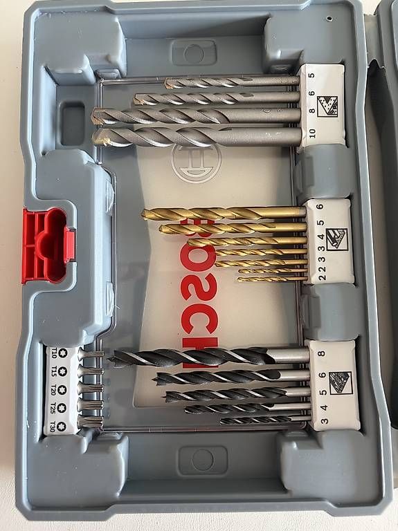 Alle Werkzeuge: Bosch Bohrer Set premium  – Neu und originalverpackt aus Goldiwil (Thun) von mic_z6gv