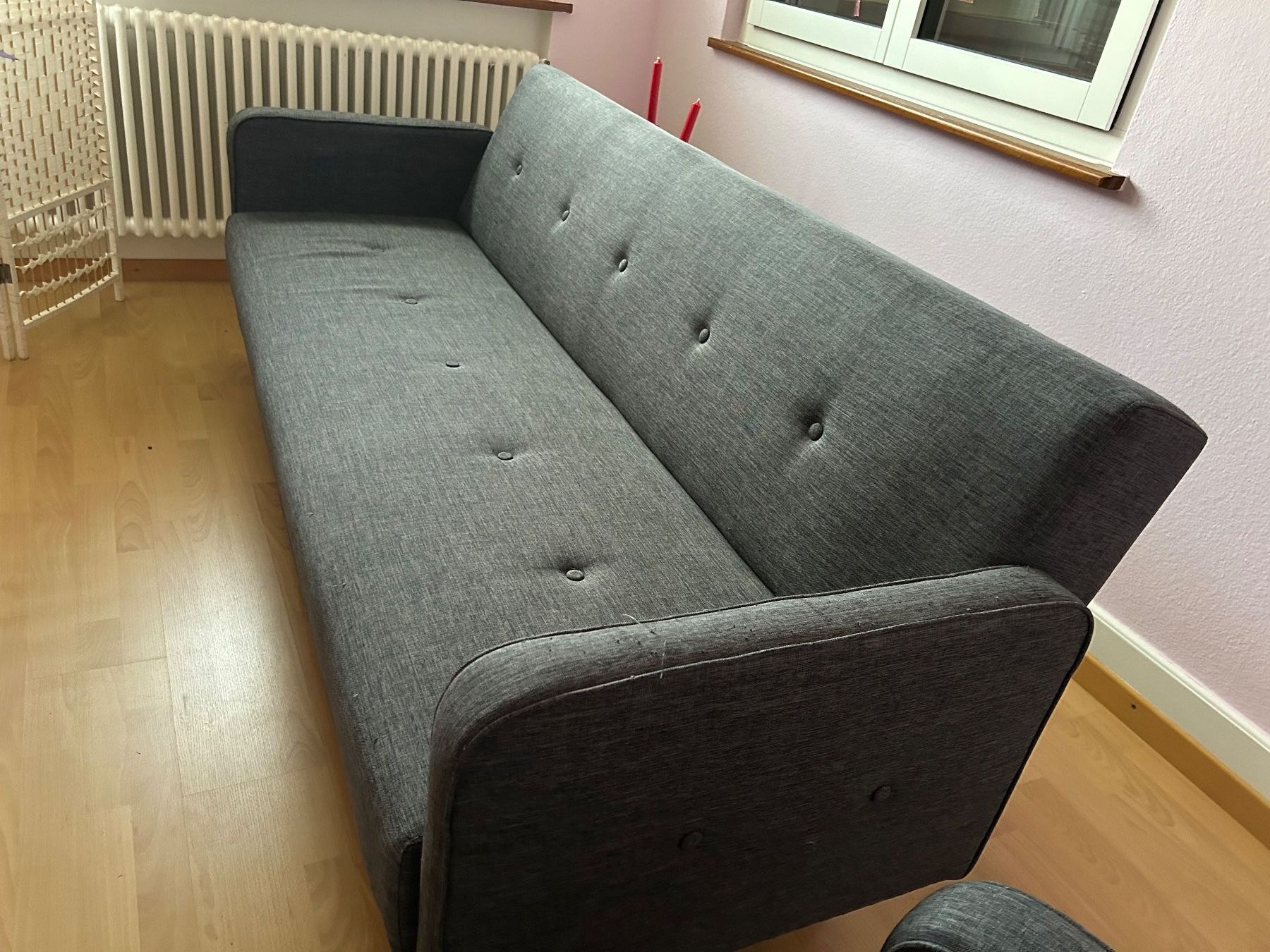Sofas: 2 Schlafsofa dunkelgrau Stoff – Gebraucht aus Zuchwil von bea_tl7p 1