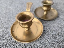 Charmantes Paar Vintage Messing Kammerleuchter Kerzenständer
