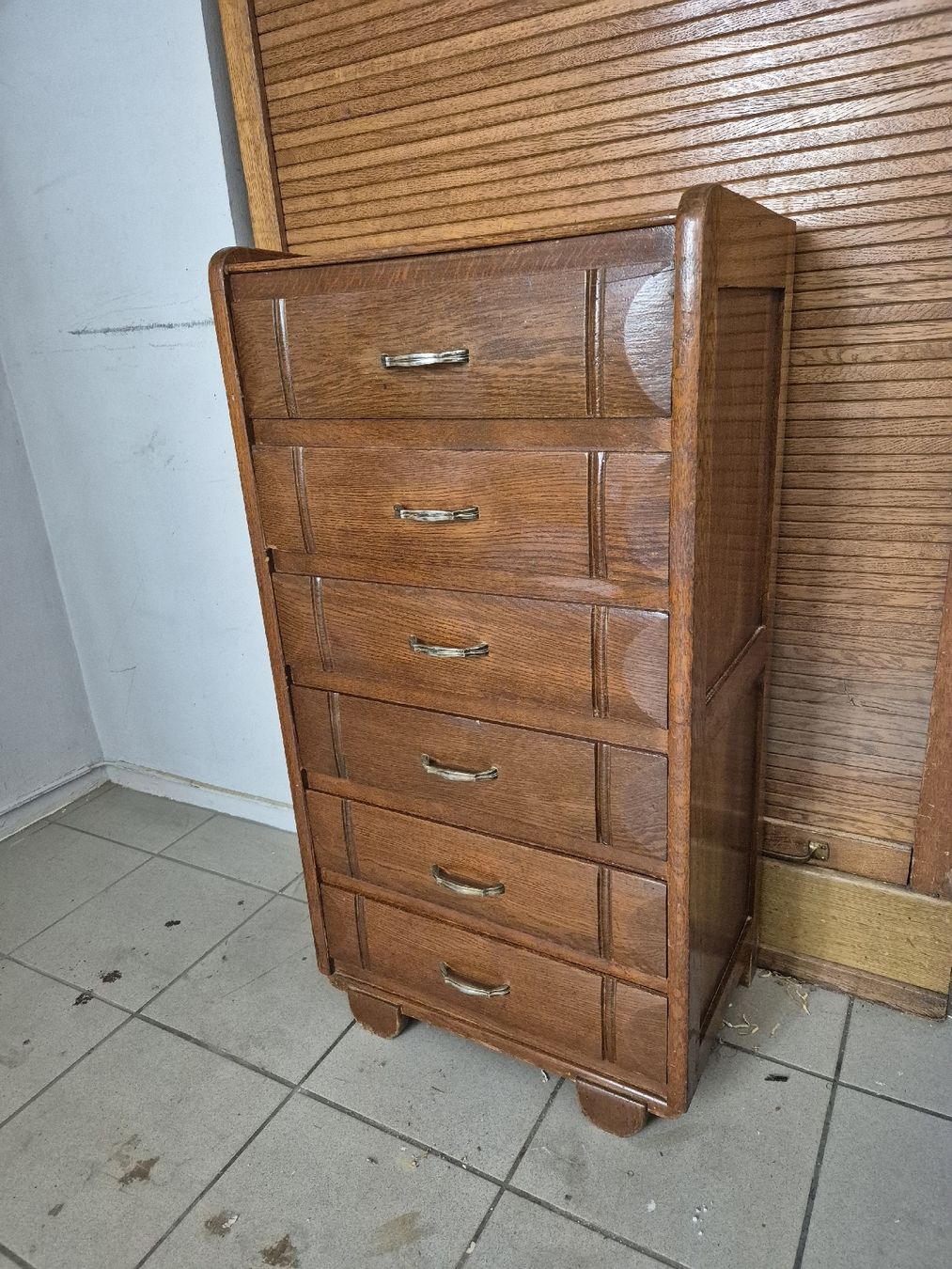 Cassettiere: Schubladenmöbeli, Massivholz, 1950er – Usato da Basel venduto da Gaianed 1