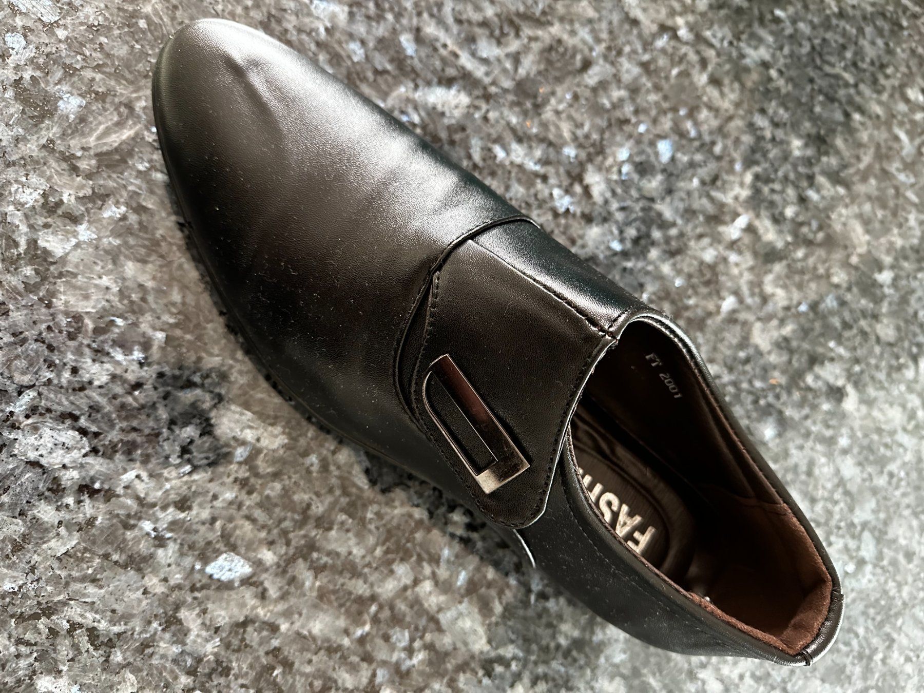 Chaussures hommes: Schuhe für Herren, Neu – Neuf avec emballage d'origine à Laupen ZH par Mcafi02