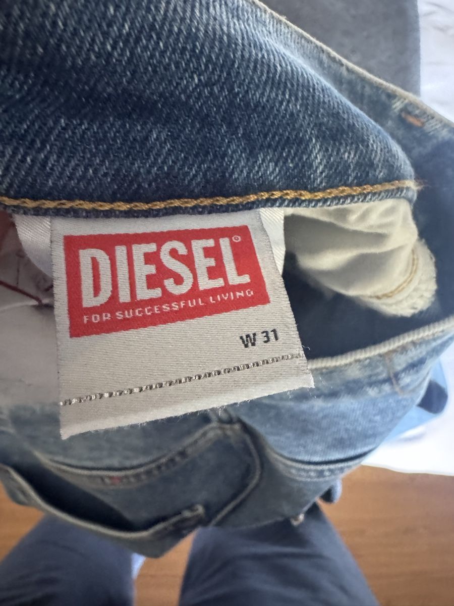 Diesel Jeans: Diesel Jeans – Usato da St. Moritz venduto da Bengeee 1