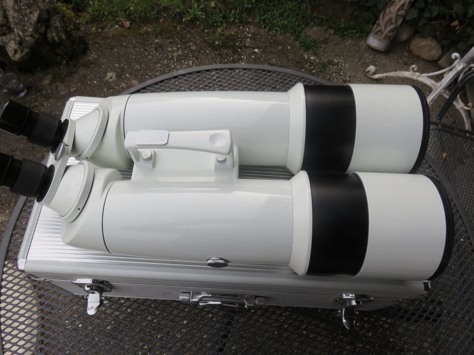 Binocoli: EXPLORE SCIENTIFIC BT-120 SF Télescope binoculaire ,  Lourde – Usato da Lausanne venduto da asdyx 6