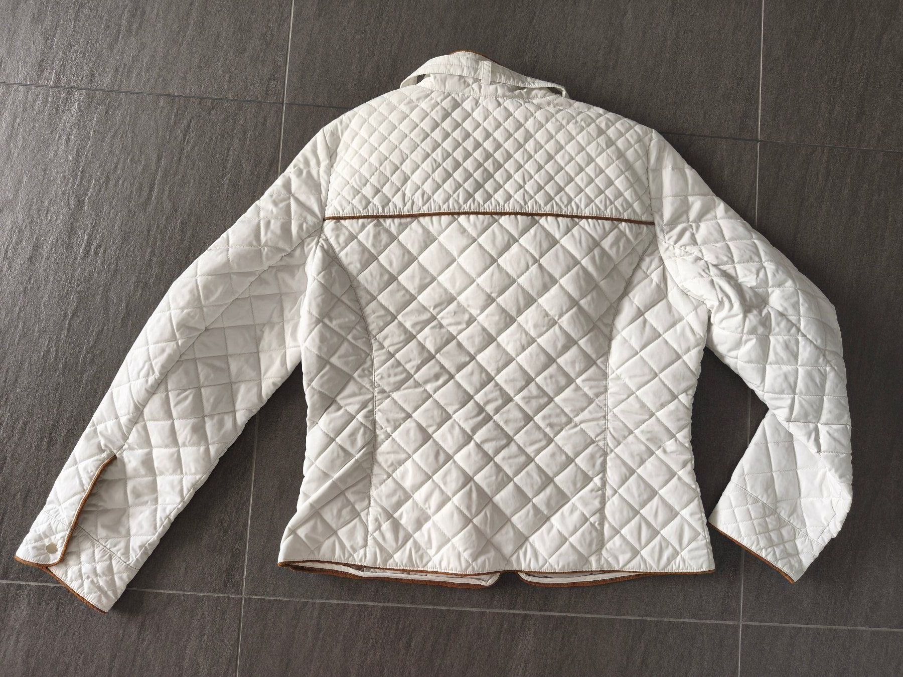 Giacche: Steppjacke weiss - Grösse 40- neu – Nuovo e nell'imballaggio originale da Jegenstorf venduto da Juchlistock 1