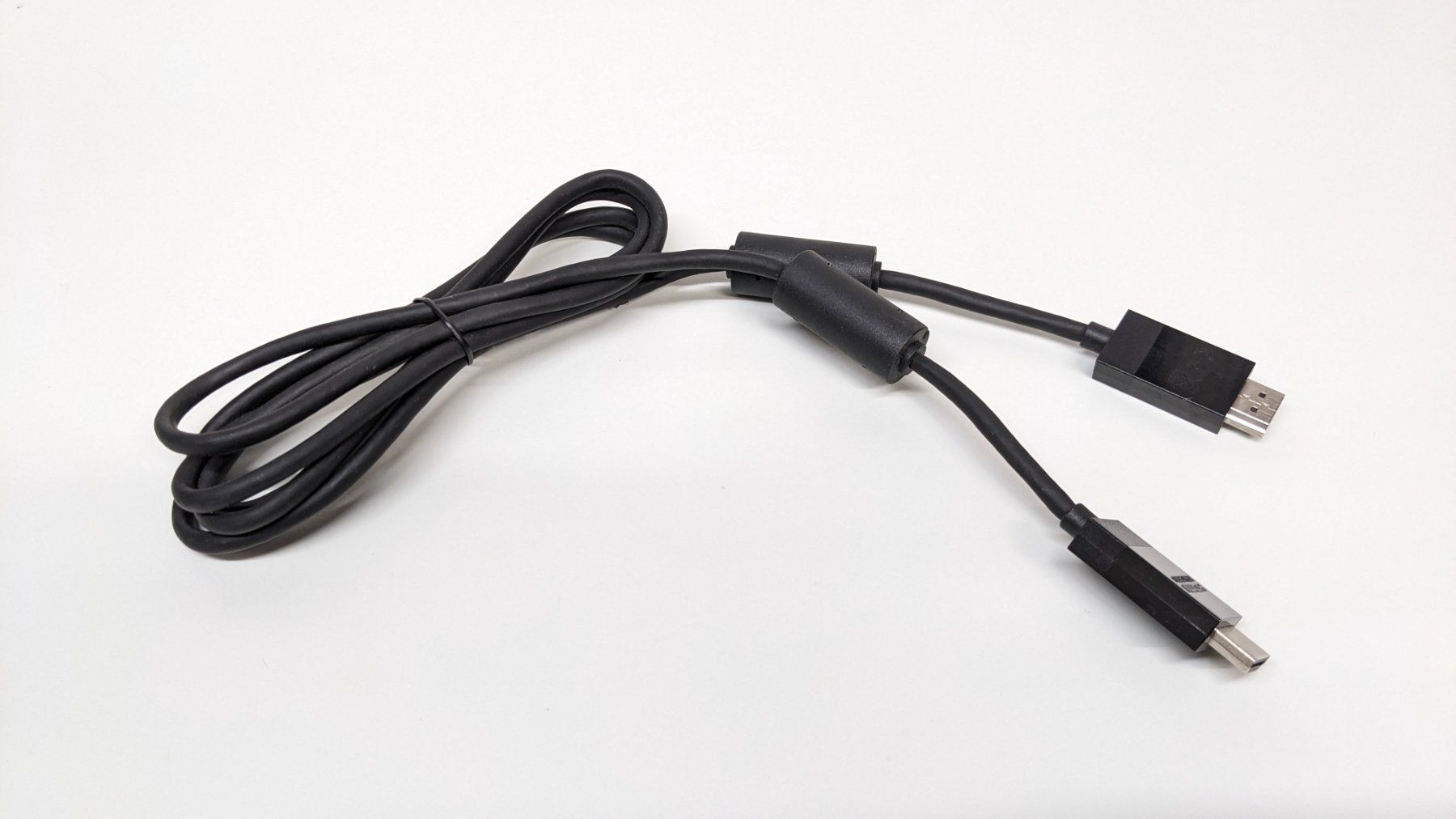 Microsoft Cavi: Original XBox One HDMI-Kabel – Usato da Menziken venduto da mame18