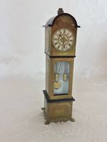 Antike Puppenhaus Standuhr 1:12