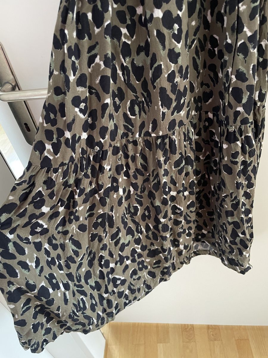 Vestiti: Maxikleid – Usato da Luzern venduto da cor_26bj 1