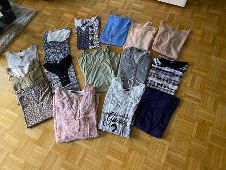 Grosses Kleiderpaket Shirts Damen Grösse 46, 15 Teile