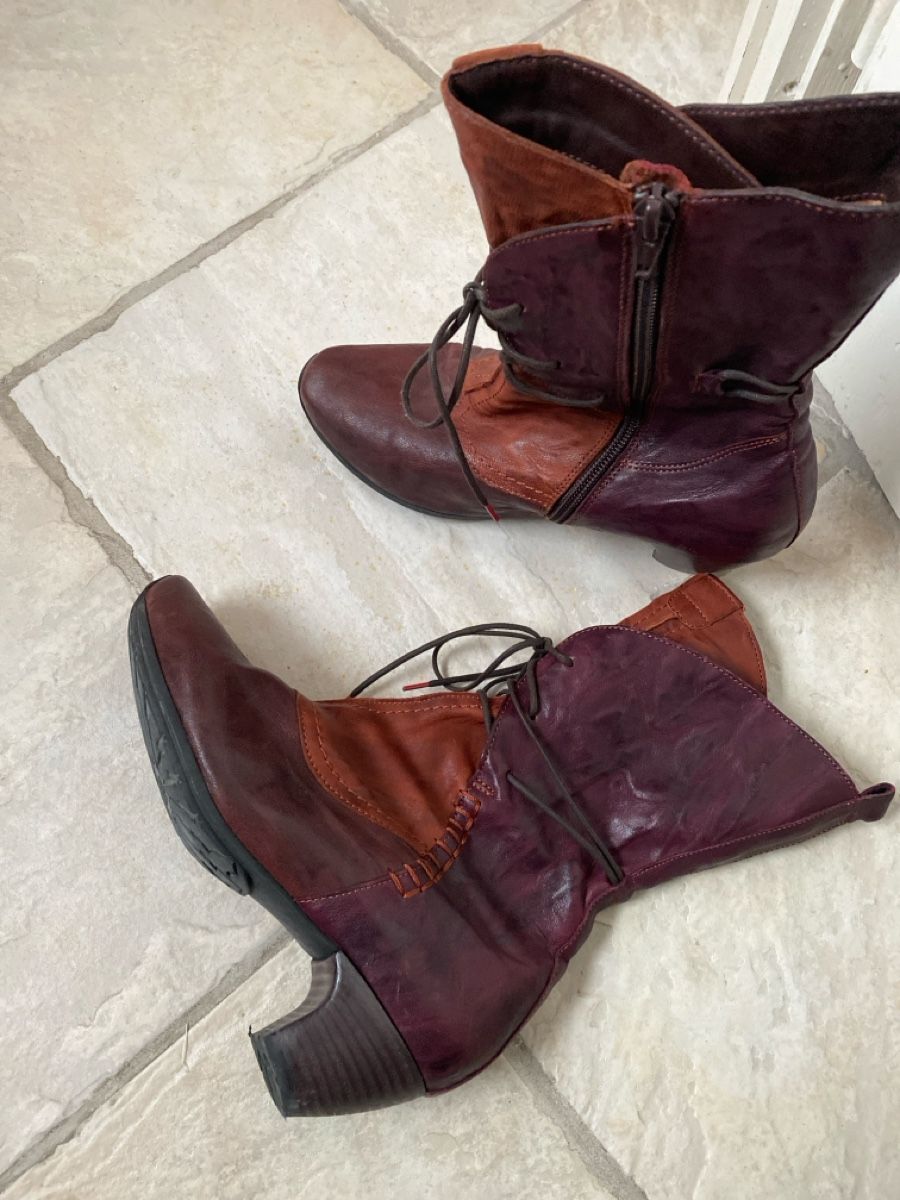 Think Scarpe da donna: Think bottines 36,5 magnifiques ! – Usato da Neuchâtel venduto da malv