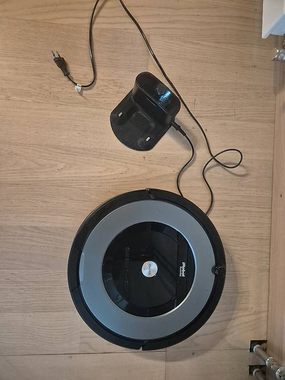 Aspirateurs & Accessoires: IRobot Roomba – D'occasion à Niederbüren par Carmenweber 1