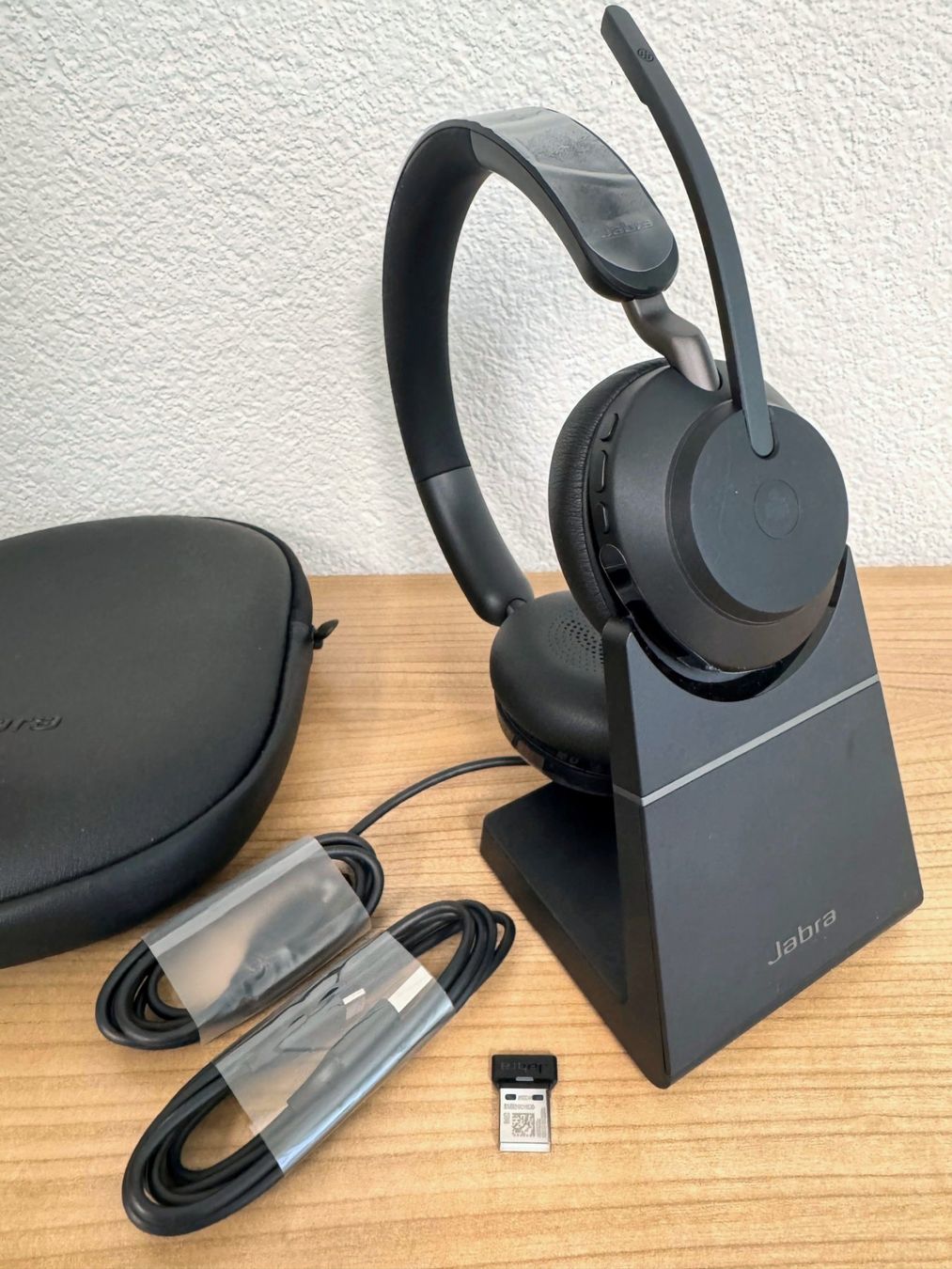 Jabra Cuffie: Headset Jabra Evolve2 65 MS Stereo NC inkl. Ladestation – Nuovo (secondo la descrizione) da Grenchen venduto da fin_tq6f 3