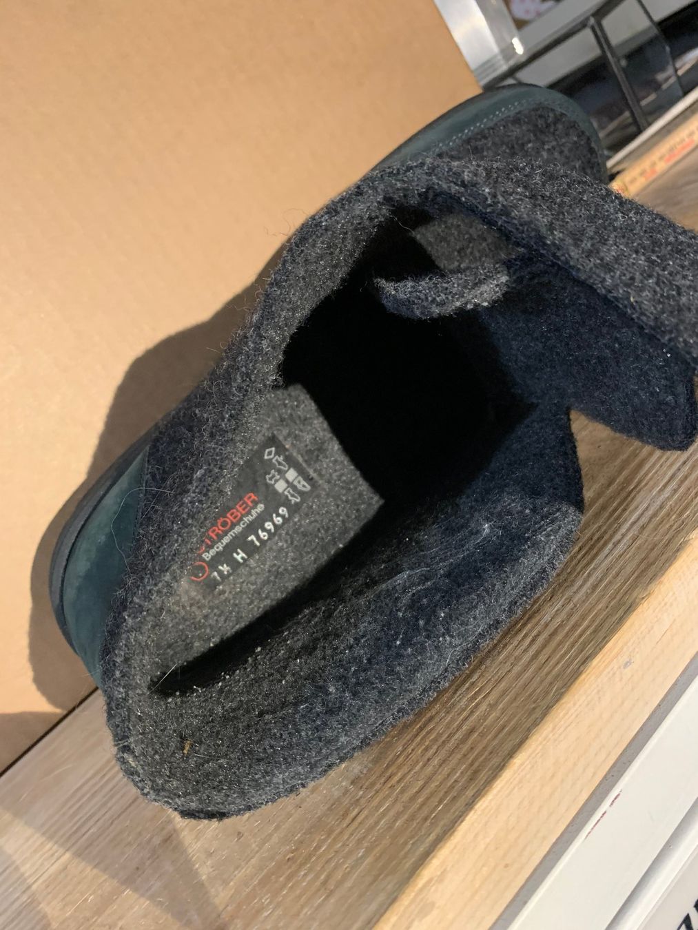 Scarpe da uomo: Ströber Bequemschuh Hausschuh Herren,  Anthrazit, Gr. 7 1/2 – Nuovo e nell'imballaggio originale da St. Gallen venduto da Miousch 3