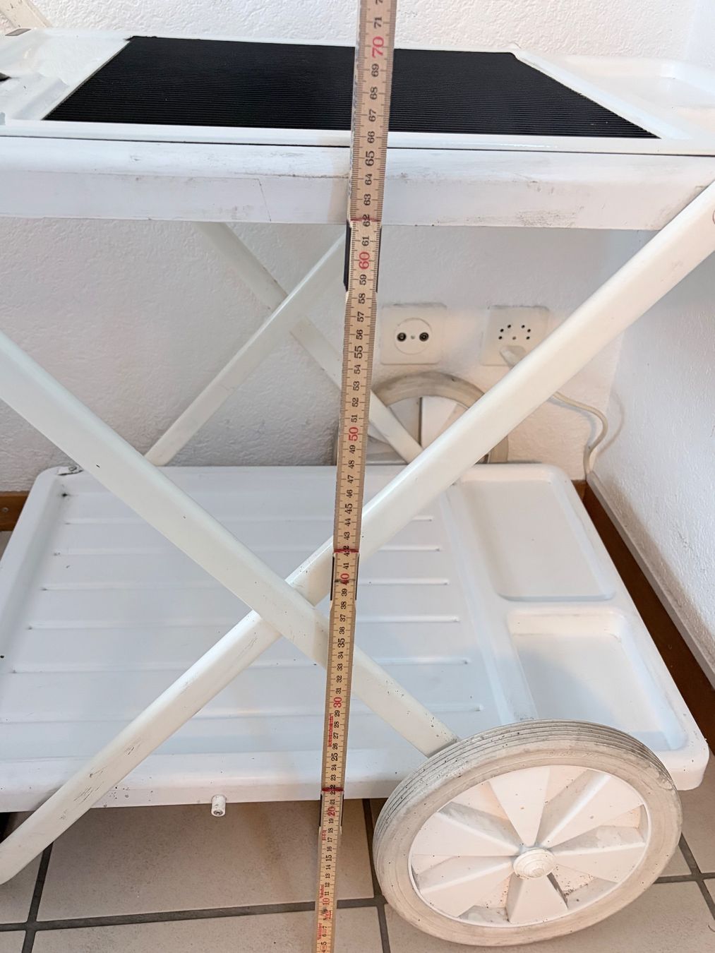 Appareils de cuisine: Grillwagen/ Warmhalteplatte – D'occasion à Zäziwil par Emlea 4
