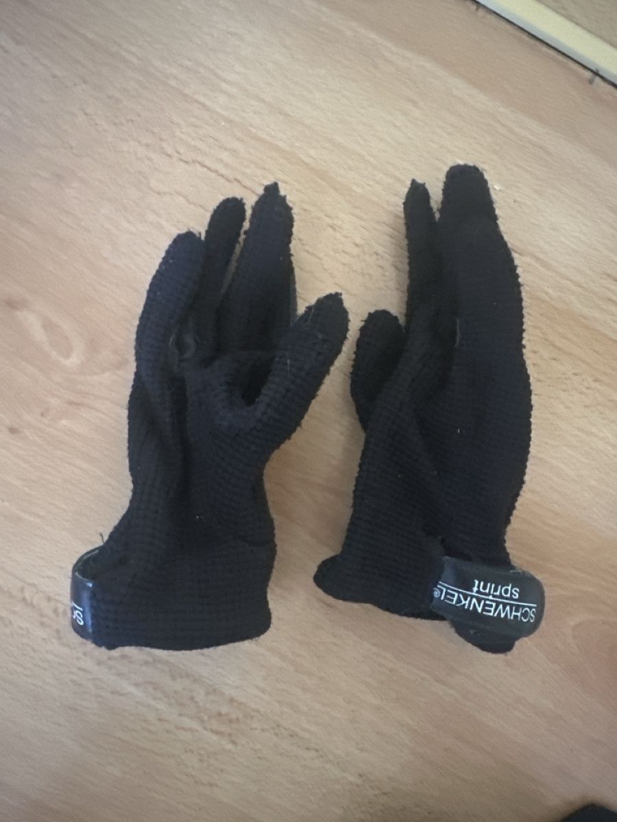 Gants & mitaines : 2 Paar Reithandschuhe – D'occasion à Adliswil par Csw
