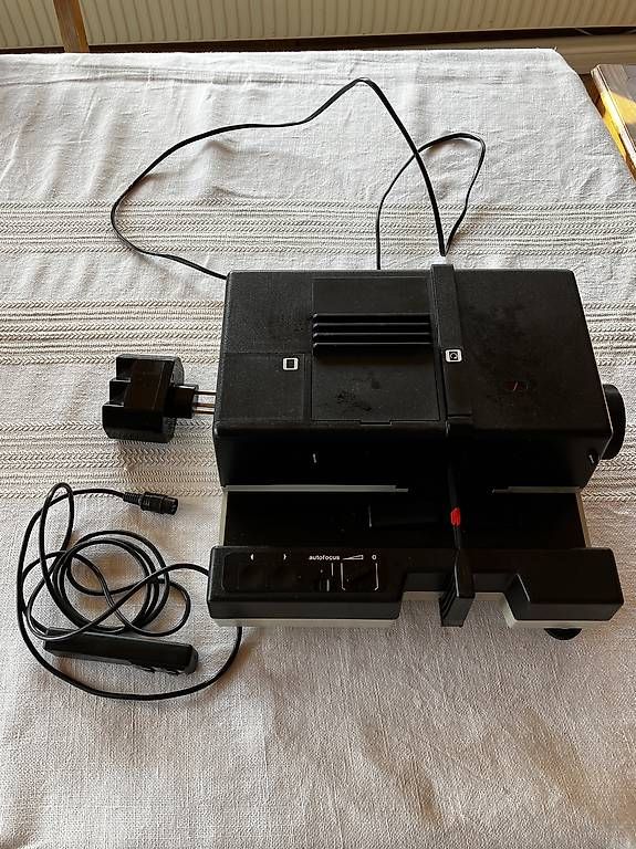 Vidéoprojecteurs: Diaprojektor Kindermann – D'occasion à Hinteregg par dom_wk6f 1
