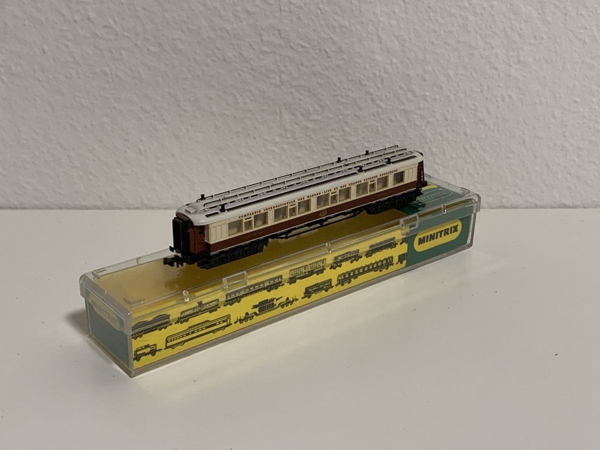 Trix Modellini di ferrovie: Spur N Orient-Express Wagen crème/braun – Usato da Neuenegg venduto da Mazdanier
