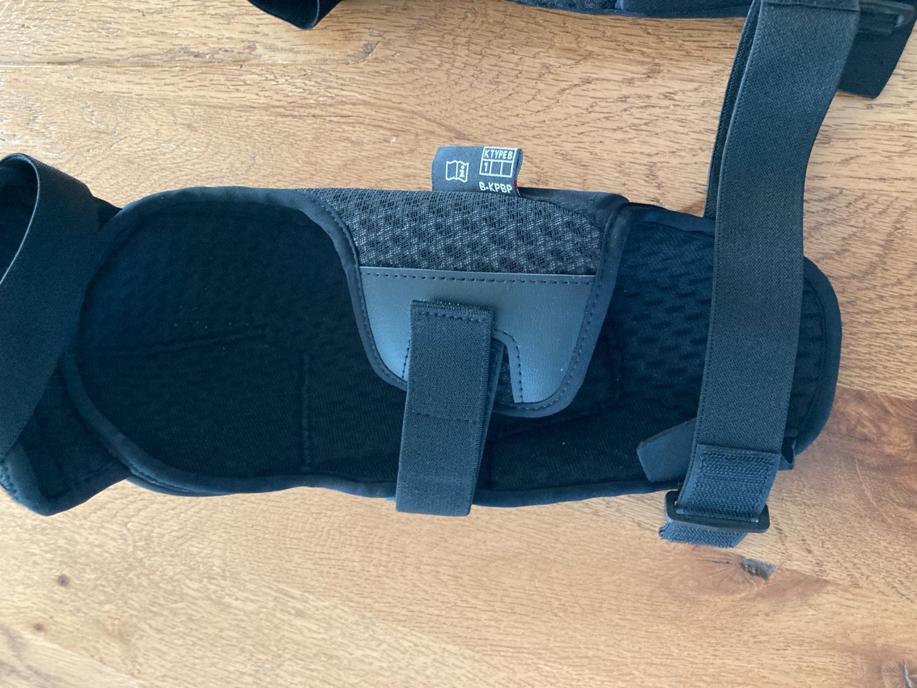 Alpinestars Protezioni & Imbottiture: Alpinestars Bionic Plus Knee/Shin Protect – Usato da Uttigen venduto da IngePeter 2