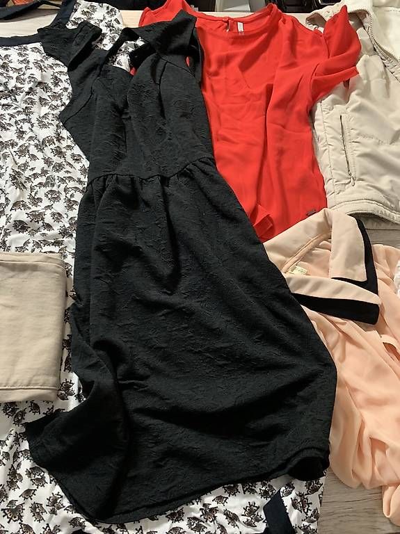 Lots de vêtements: Markenkleider, Kleiderpaket Gr.S – D'occasion à Niederhasli par Nati134 2