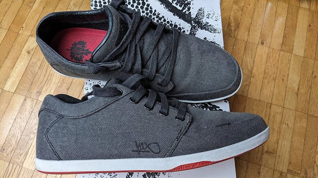 K1X Scarpe da uomo: zeitloser Herren Sneaker, Grau, Gr. 42.5 – Usato da St.Gallen venduto da Stuempeli 4