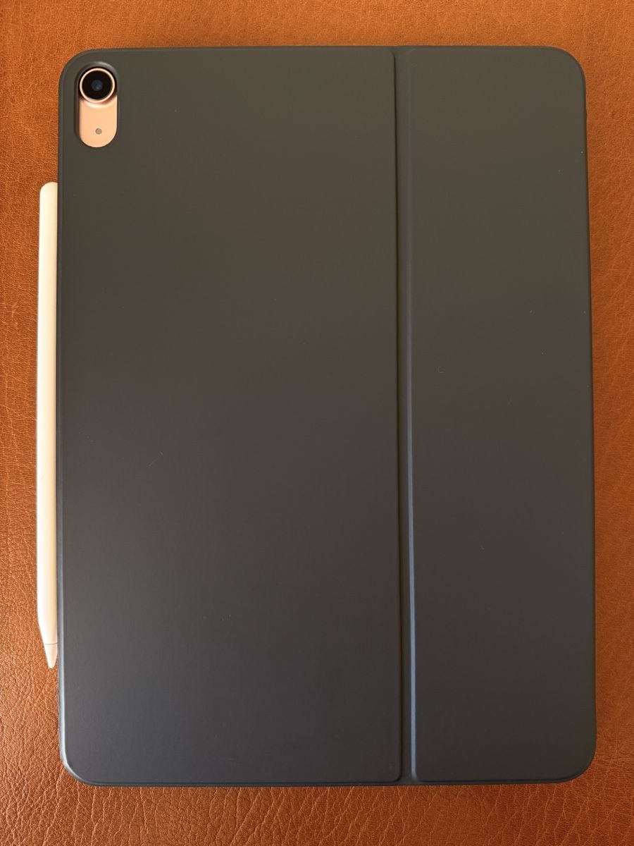 Apple Tablet PC: iPad Air 4 64GB – Usato da Holderbank SO venduto da Bibernelli 3