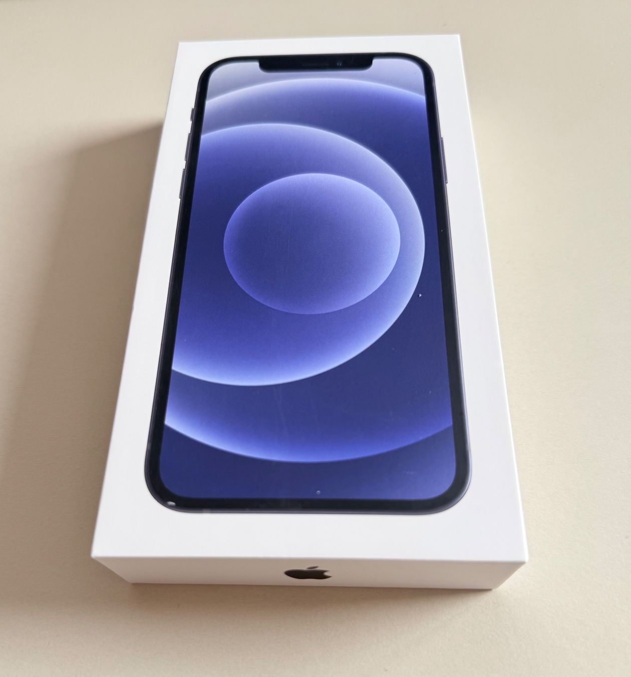 Apple Telefoni cellulari / Smartphones: Apple iPhone 12 black 64 GB mit Originalverpackung – Usato da Märstetten venduto da The_Dings 2
