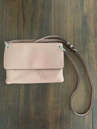 Coccinelle Clutch zum Umhängen
