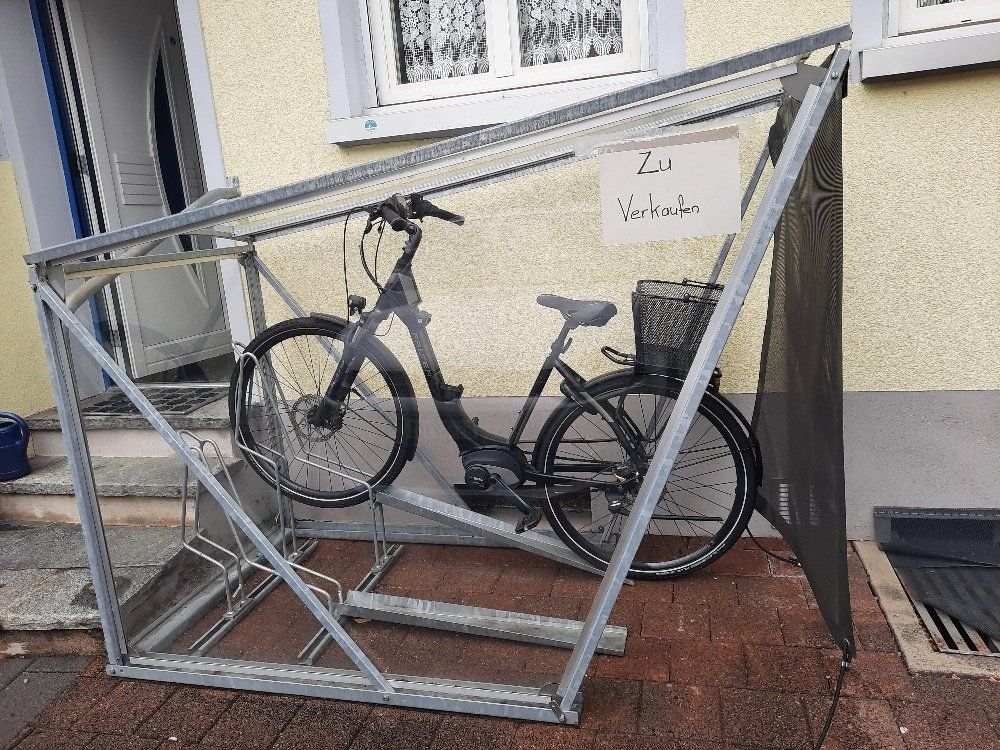 Abris: Velo Unterstand – D'occasion à Basel par Airwick1