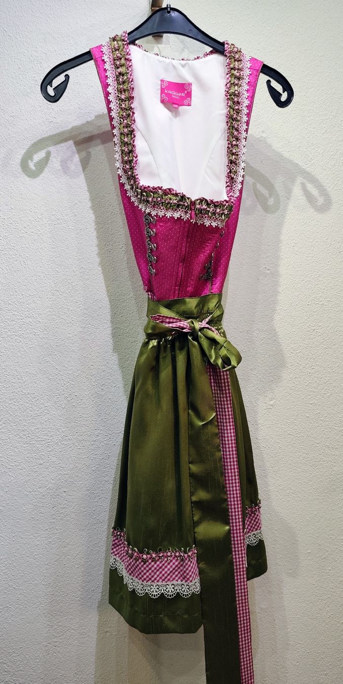 Krüger Vestiti: Krüger Dirndl - Gr. 42 – Usato da Dussnang venduto da Rosenfee50