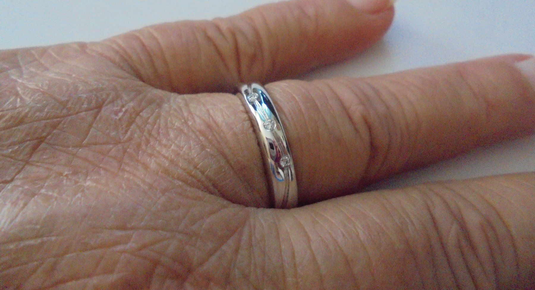 Bagues: Echtschmuck: Brillant-Silberring mit 3 Diamanten 17/53 – Neuf (Voir description) à Zuchwil par maumauchi