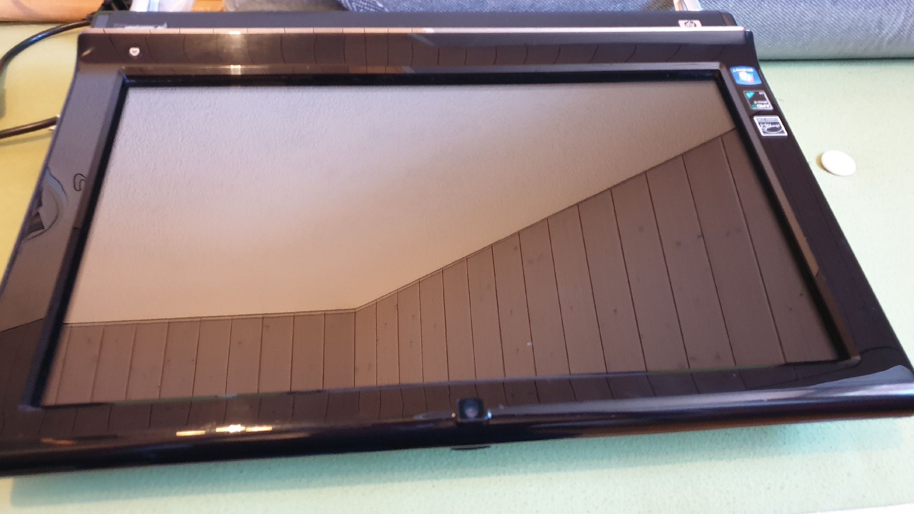 Hewlett Packard PC: HP Touchsmart 300 All-in-One PC – Difettoso da Thun venduto da Vecgou 2