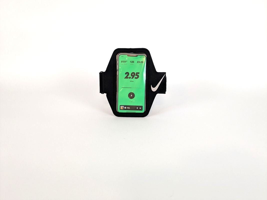 Nike Bracciali & Braccialetti: NIKE Smartphone Oberarmband – Nuovo (secondo la descrizione) da Thun venduto da Restwert_Thun