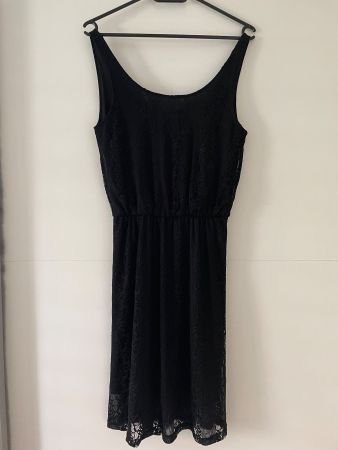 Schwarzes Spitzenkleid ONLY Gr. XS